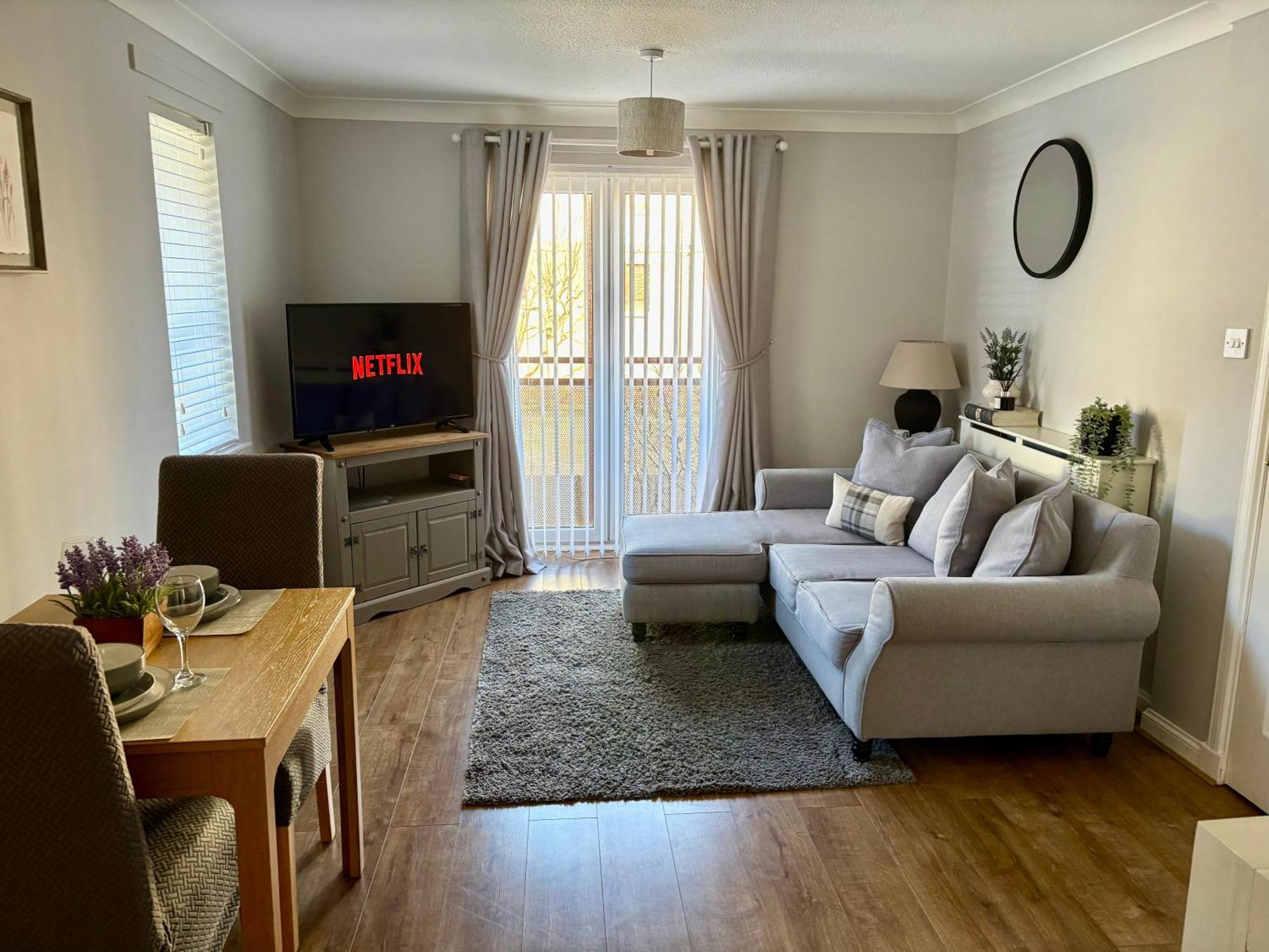 Kinfirth Apartment Еър Екстериор снимка